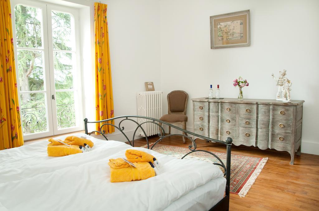 Domaine De La Fauconnie Hotel Campsegret Ruang foto